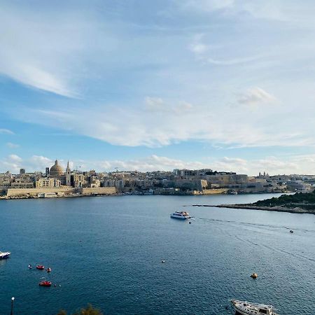 Sliema Seaview & Seafront- Apt 9, 49 Tigne Point Mansions Bagian luar foto