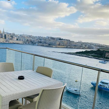 Sliema Seaview & Seafront- Apt 9, 49 Tigne Point Mansions Bagian luar foto