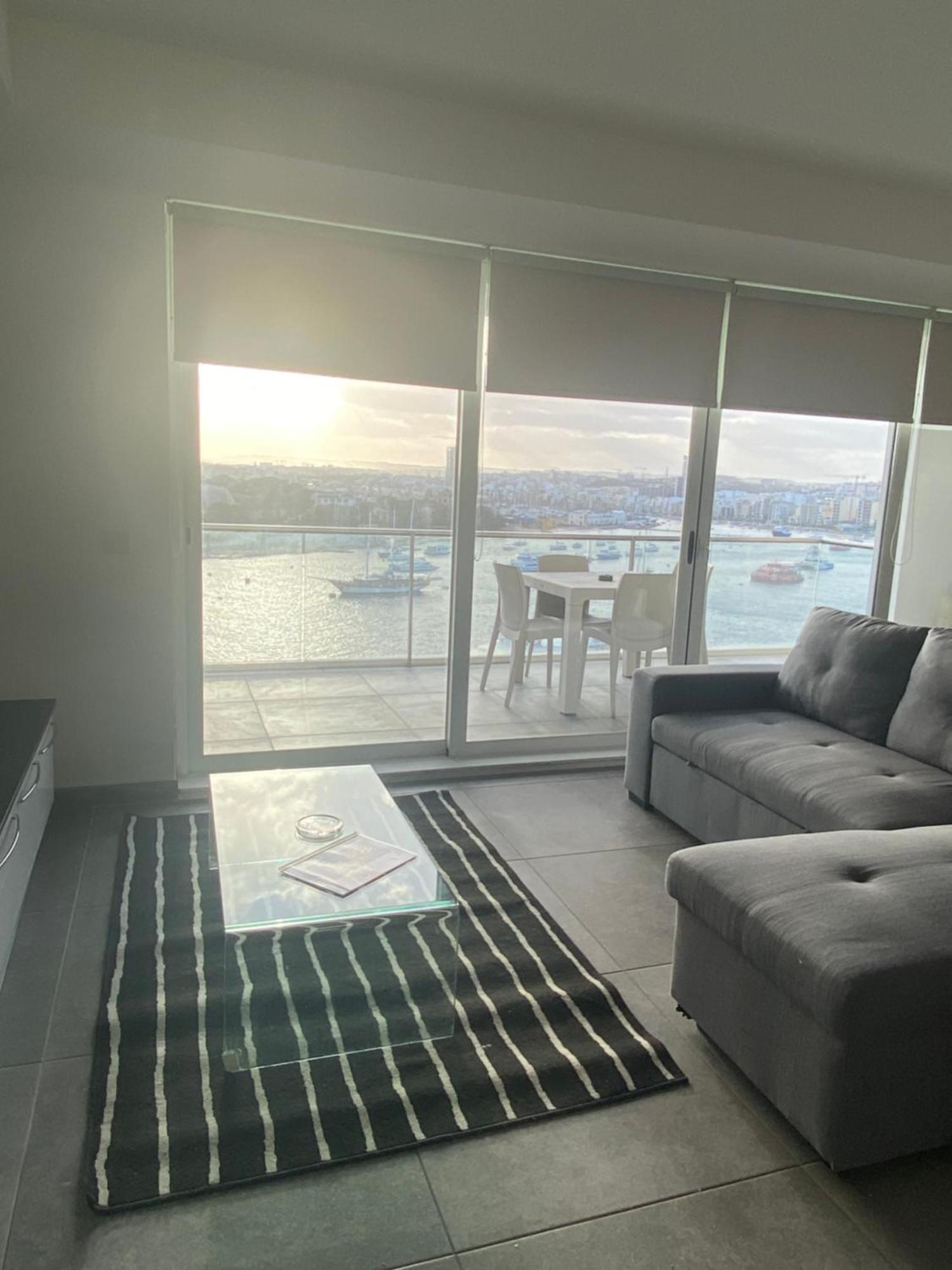 Sliema Seaview & Seafront- Apt 9, 49 Tigne Point Mansions Bagian luar foto