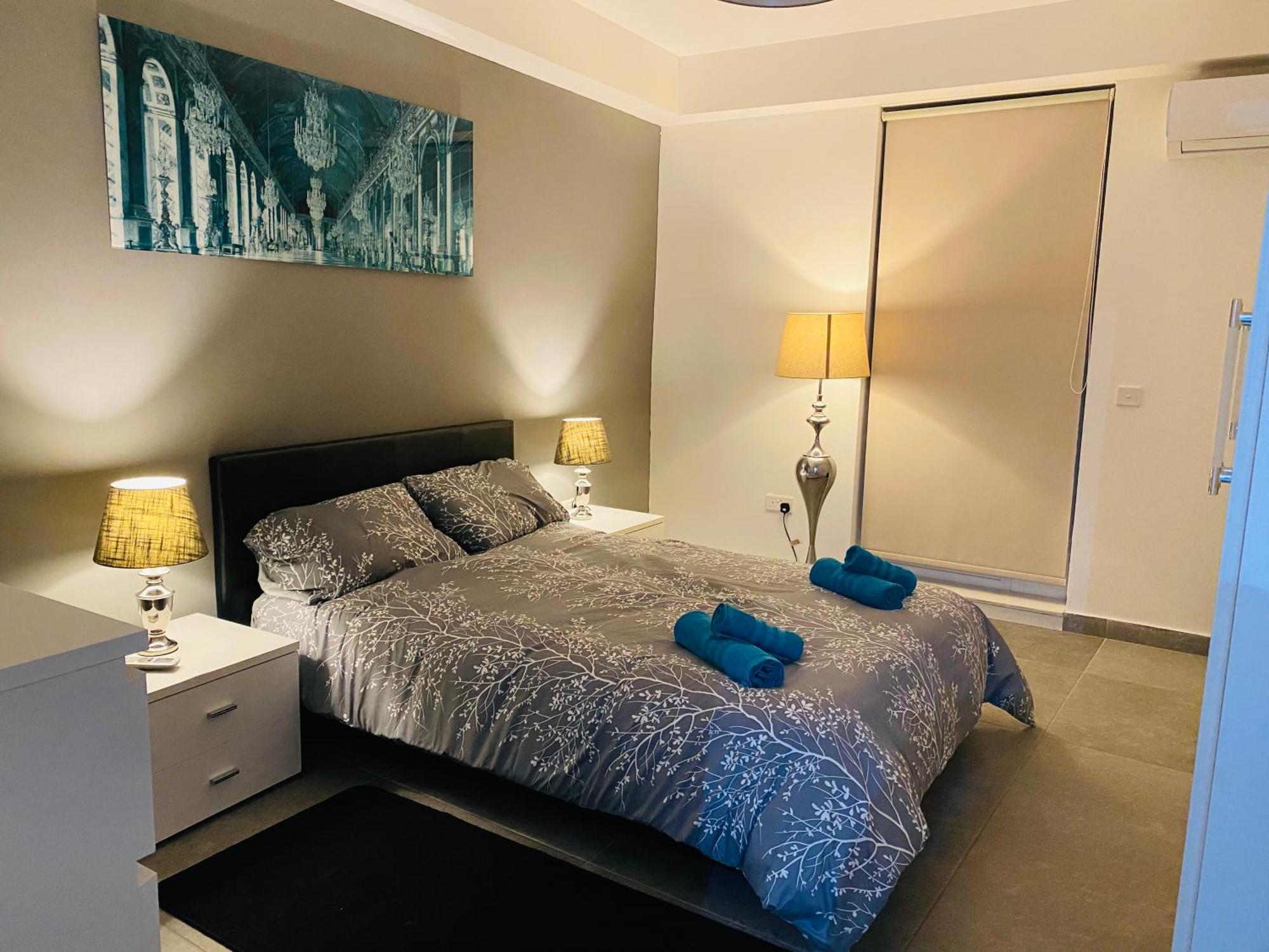 Sliema Seaview & Seafront- Apt 9, 49 Tigne Point Mansions Bagian luar foto
